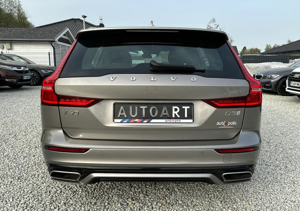 Volvo V60 cena 99990 przebieg: 92000, rok produkcji 2019 z Strumień małe 704